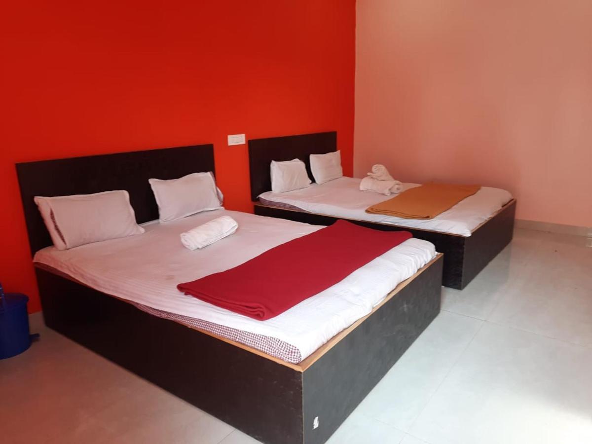 Hotel Nisarg Lodging And Restaurant Aurangábád Kültér fotó